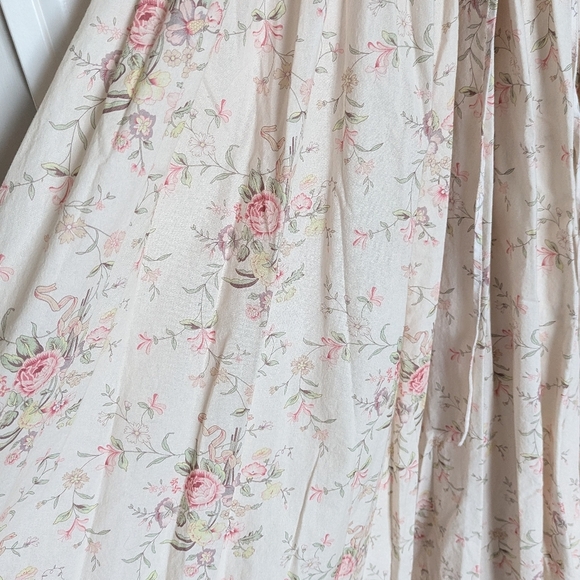 Selkie The Renaissance Gown 100% Cotton Pink Floral sz M - Sold By Anthropologie - Picture 7 of 11